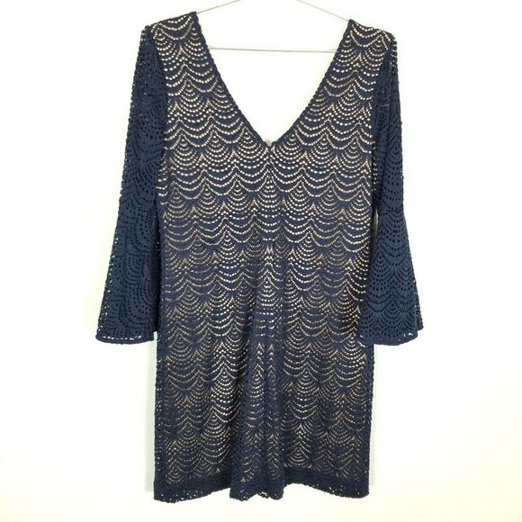 LILLY PULITZER NICOLINE BELL SLEEVE DRESS SCALLOPED SHELL LACE TRUE NAVY SIZE L - Picture 4 of 8